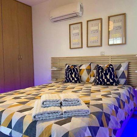 Fat Cow Apartment 103 Larnaca Esterno foto